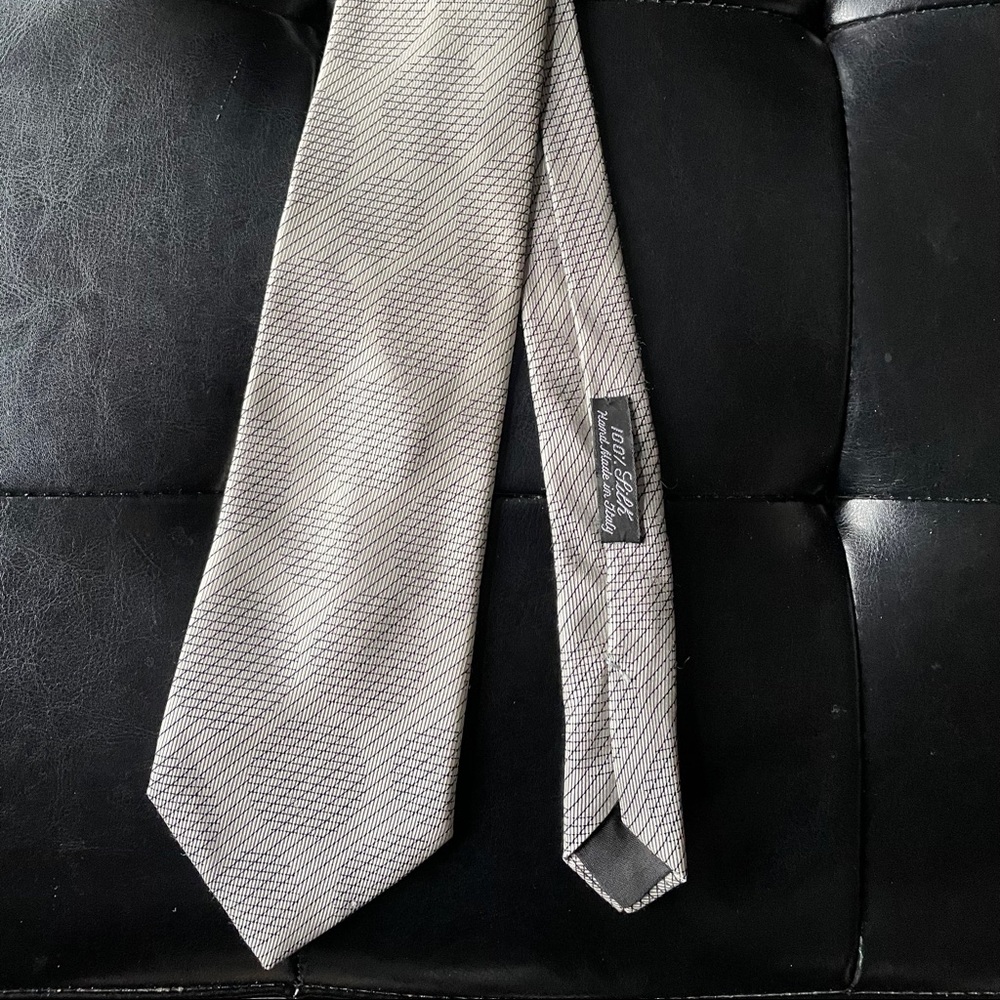 Caravaggio 100% silk tie